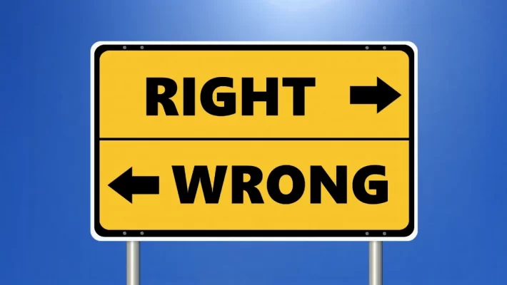 Right vs Wrong Decision Sign
